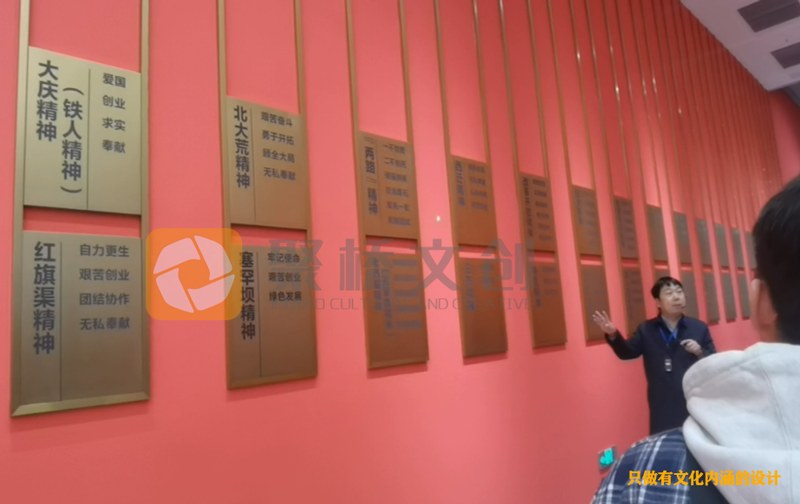 如何設(shè)計一座黨建館，使其具備獨(dú)特的特色呢？