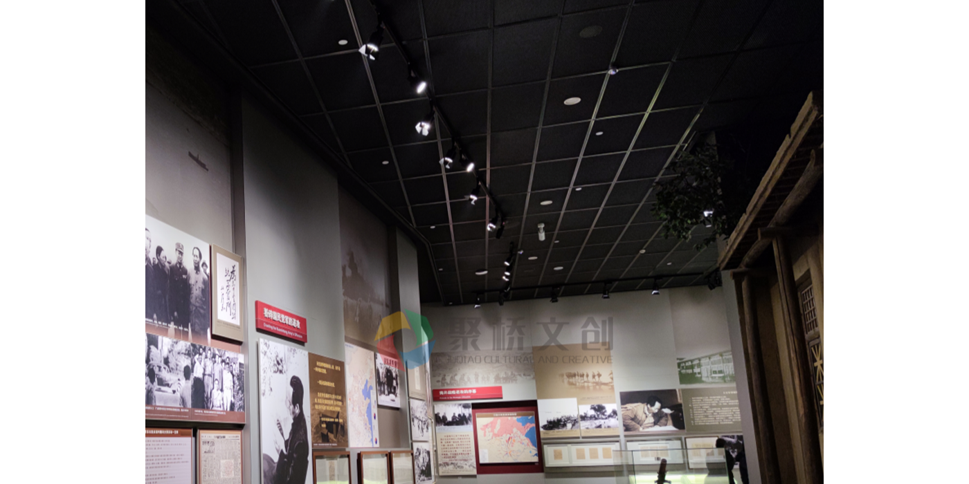 展館燈光設計中重視光線與展品相結合的燈光效果